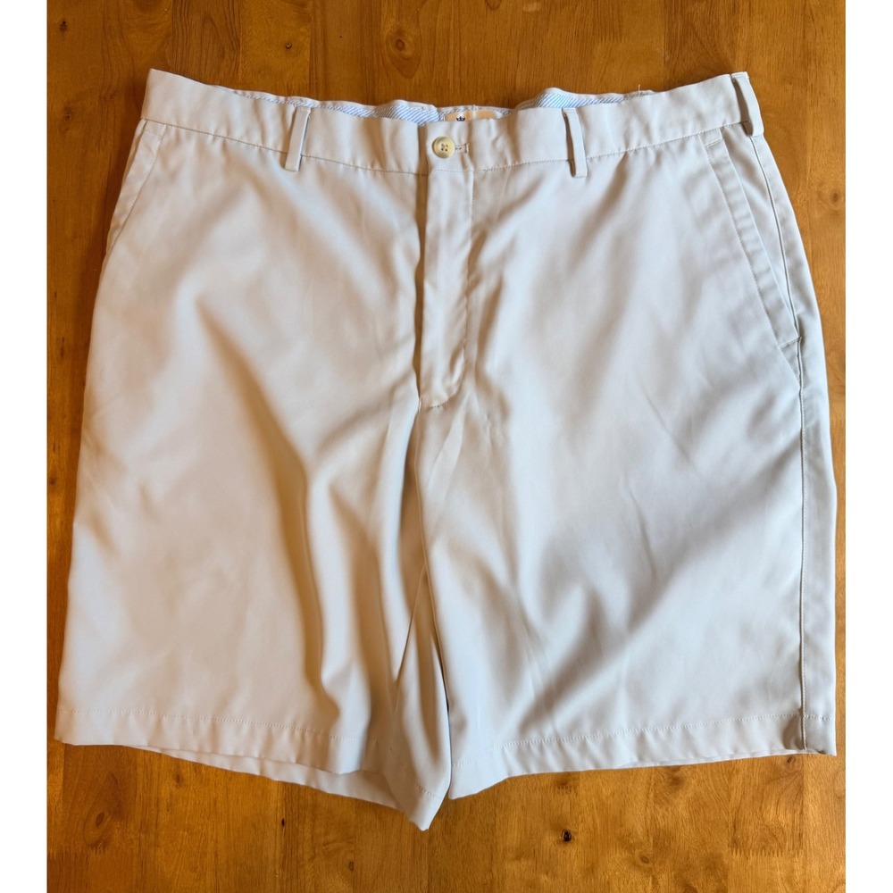 Peter Millar Crown Sport Mens 38 Light gray Performance Golf Shorts Flat Front